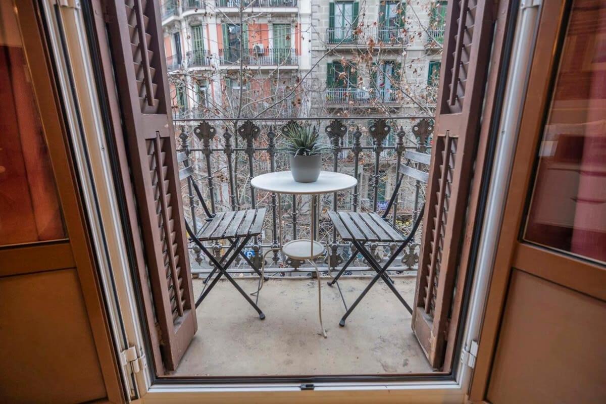 Exclusive 2 Bedroom Apartment In The City Center Barcelona Exterior foto