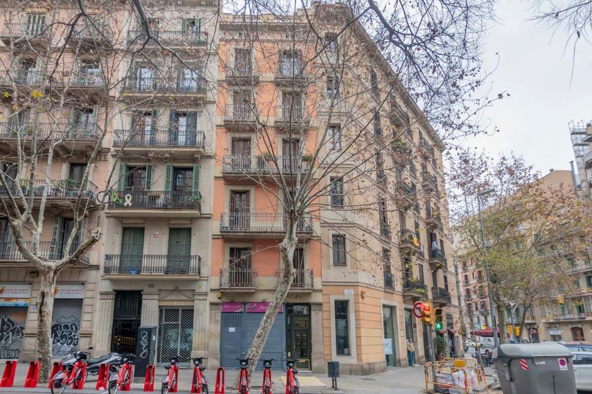 Exclusive 2 Bedroom Apartment In The City Center Barcelona Exterior foto