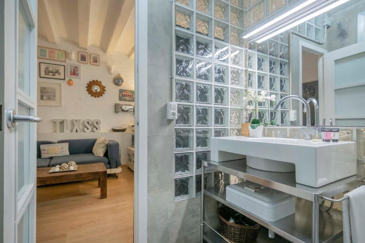 Exclusive 2 Bedroom Apartment In The City Center Barcelona Exterior foto